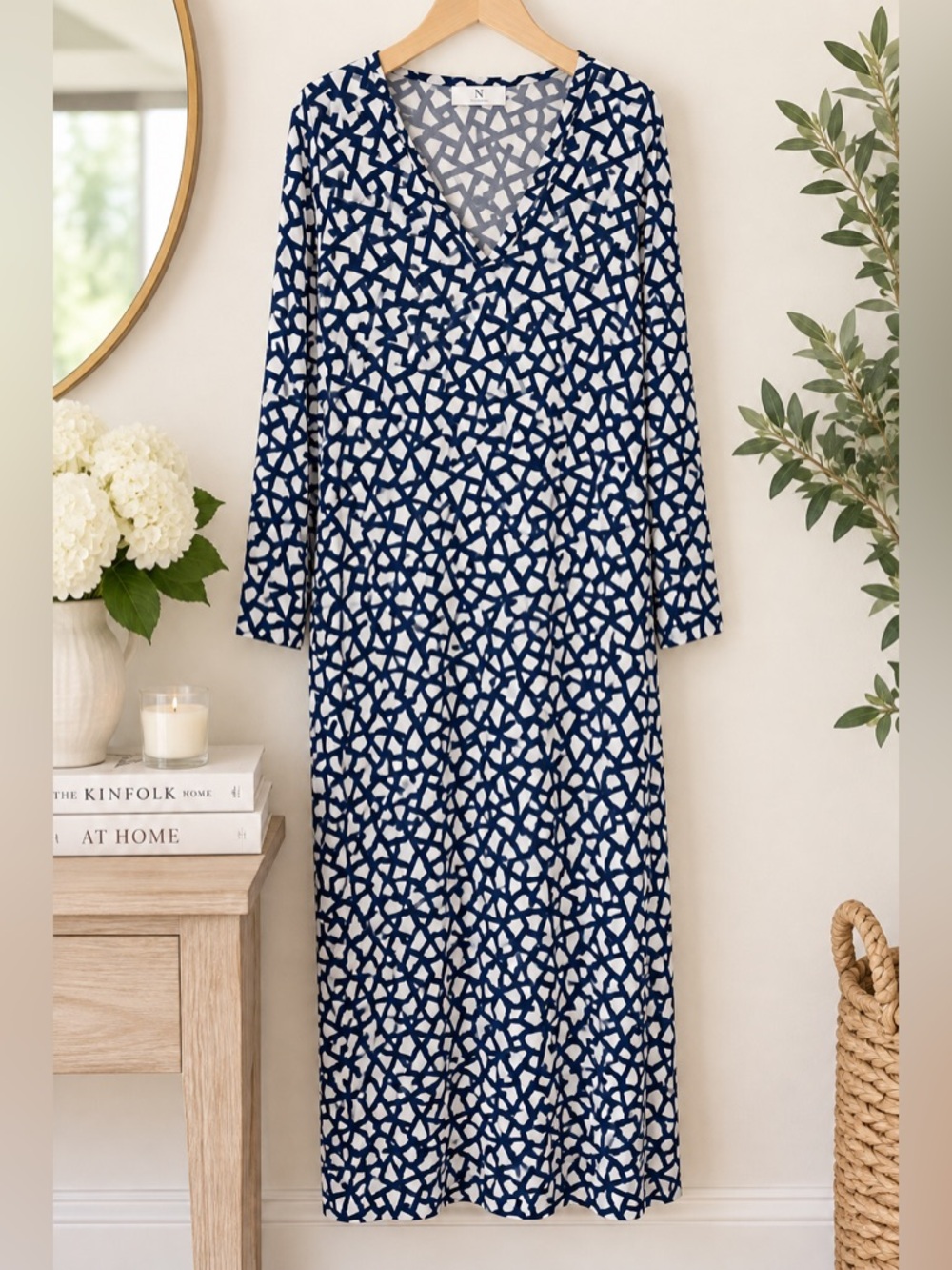 Natori 100% Rayon Blue & White Geometric V-Neck Maxi Dress Size XL